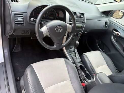 Used 2009 Toyota Corolla S FWD image 11