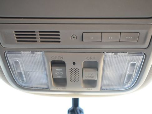 Used 2017 Honda Pilot EX-L image 36
