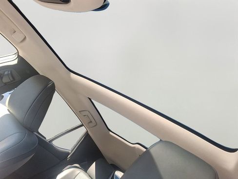 Used 2023 Lexus RZ 450e Premium image 15