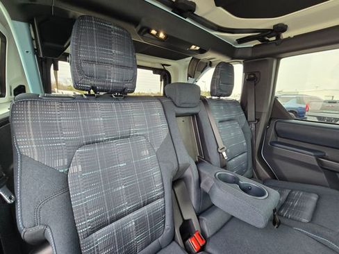 Used 2025 Ford Bronco Heritage Edition image 16