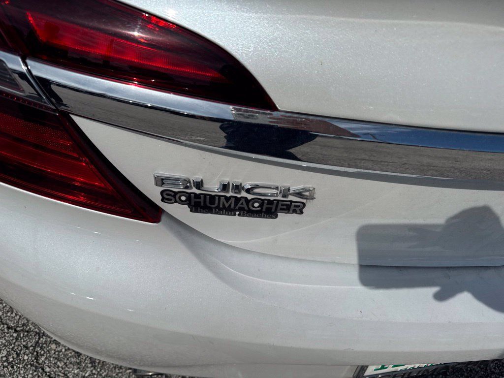 Used 2016 Buick Regal FWD image 14