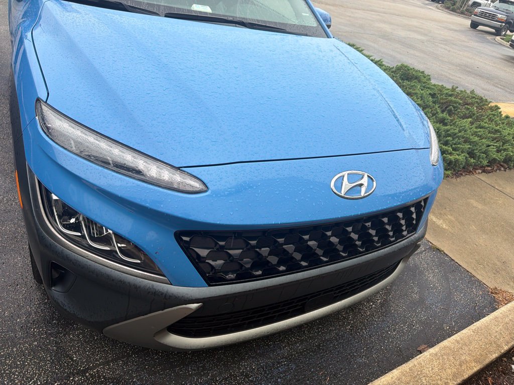 Used 2022 Hyundai Kona Limited AWD/4WD image 4