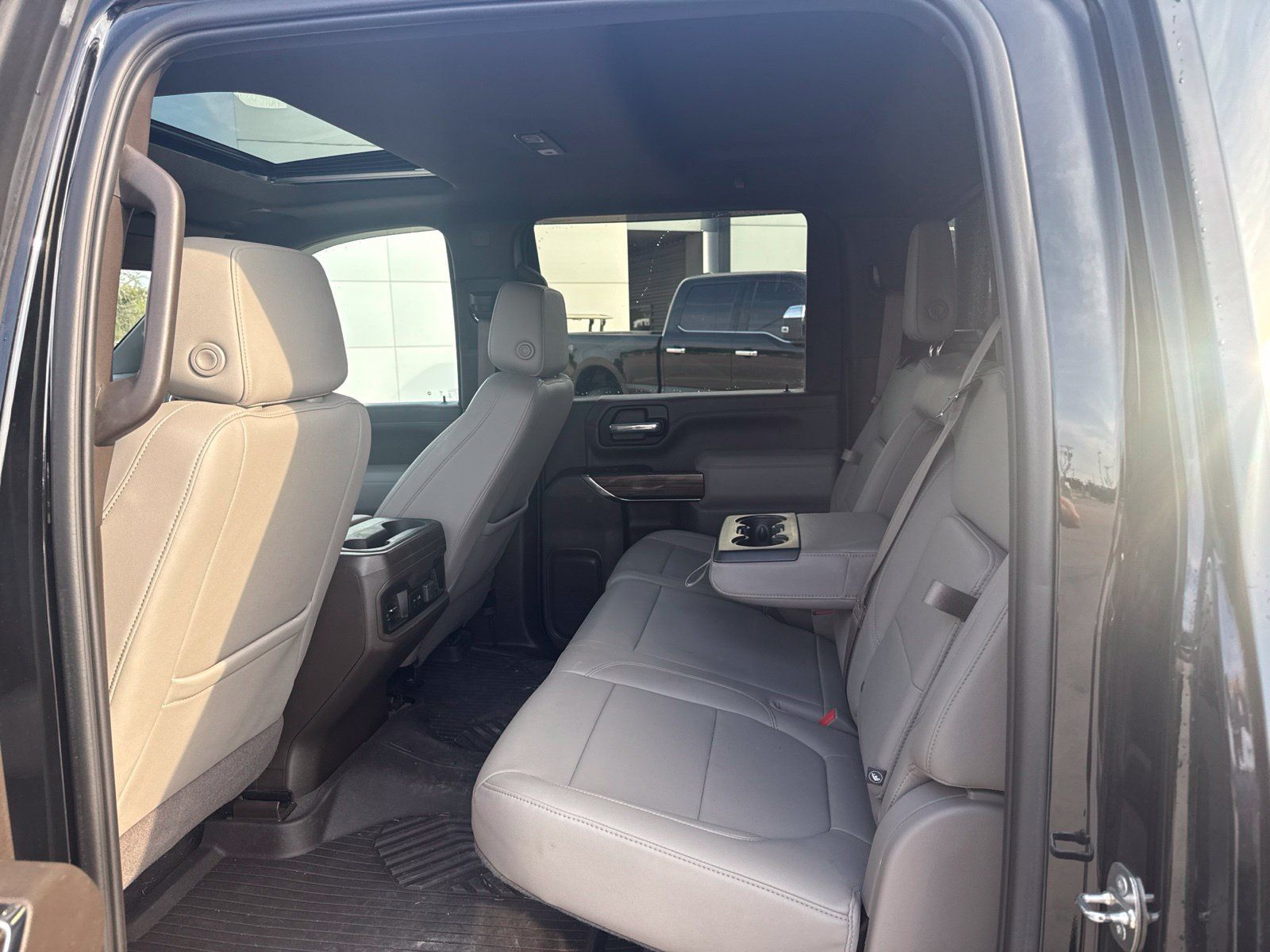 Used 2023 Chevrolet Silverado 2500 LT w/ Convenience Package AWD/4WD image 10