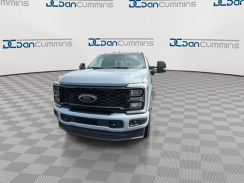 New 2026 Ford F250 Lariat w/ Black Appearance Package AWD/4WD image 3