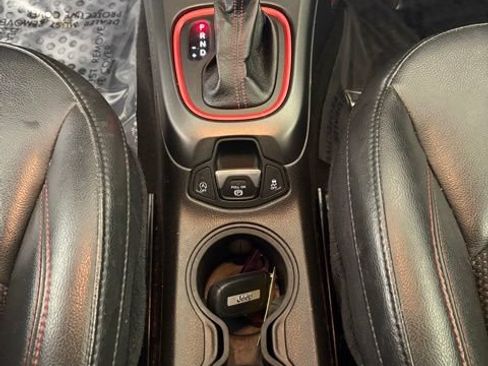 Used 2020 Jeep Compass Trailhawk AWD/4WD image 21