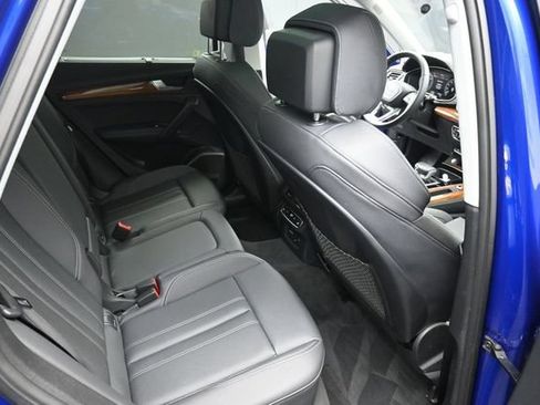 Used 2023 Audi Q5 e Prestige w/ Prestige Package AWD/4WD image 39