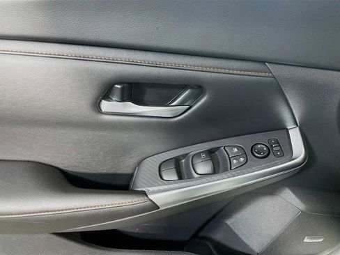 Certified 2024 Nissan Sentra SR w/ SR Premium Package image 15