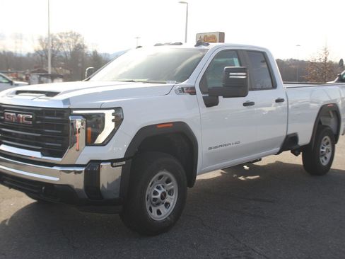 New 2026 GMC Sierra 3500 Pro w/ Convenience Package AWD/4WD image 3