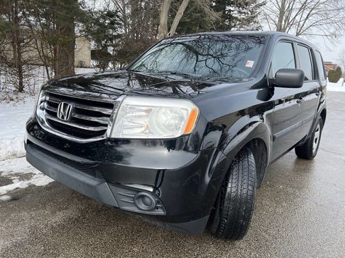 Used 2015 Honda Pilot LX image 3