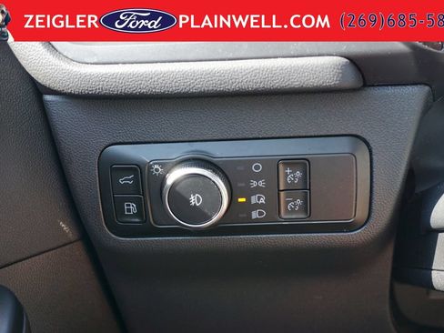 Used 2023 Ford Escape ST-Line Select AWD/4WD image 27