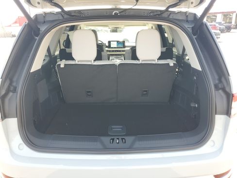 New 2027 Lincoln Aviator AWD image 29