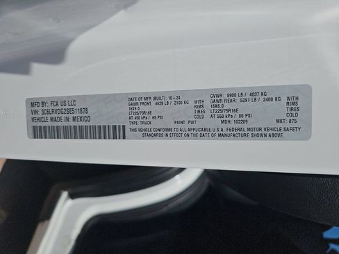 Used 2025 RAM ProMaster 2500 w/ Convenience Group FWD image 41