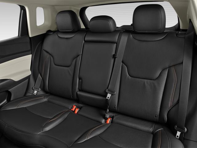 Used 2024 Jeep Compass Limited AWD/4WD image 11