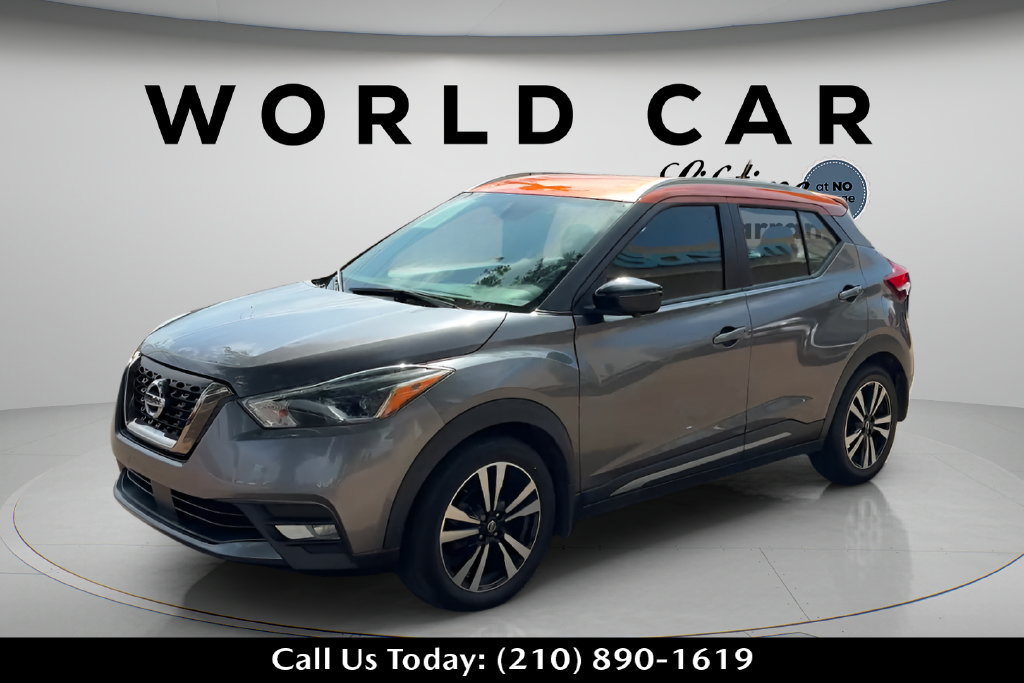 Used 2020 Nissan Kicks SR FWD image 3