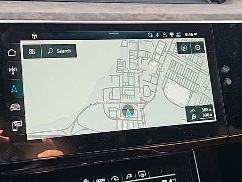 Used 2022 Audi e-tron Premium w/ Convenience Plus Package image 7