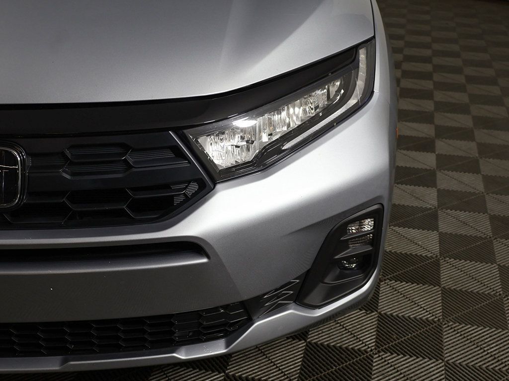 Certified 2026 Honda Odyssey EX-L image 15