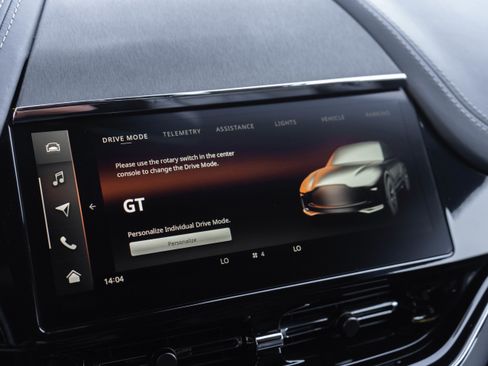 Used 2025 Aston Martin DBX 707 image 19