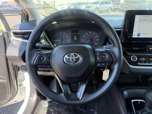 Used 2024 Toyota Corolla LE FWD image 16