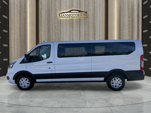 Used 2023 Ford Transit 350 XLT image 4