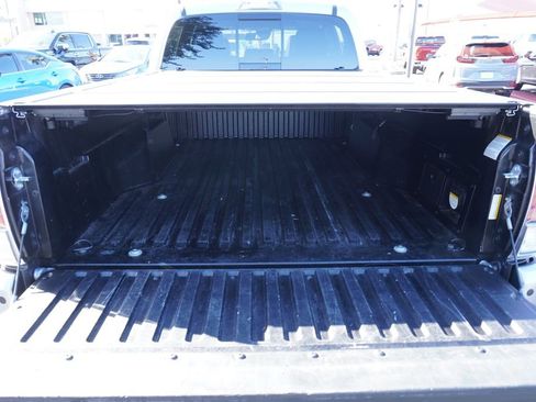 Used 2023 Toyota Tacoma TRD Sport image 9