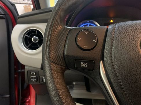 Used 2019 Toyota Corolla LE FWD image 27
