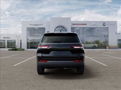 New 2026 Jeep Grand Cherokee L 4WD image 7