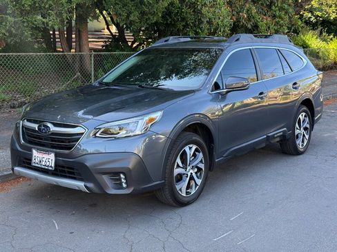 Used 2020 Subaru Outback Limited AWD/4WD image 1