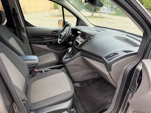 Used 2020 Ford Transit Connect XL FWD image 19