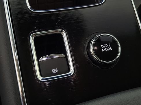 Certified 2025 Lincoln Aviator 2WD w/ Jet Appearance Package image 53