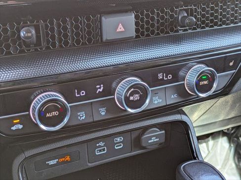 Used 2024 Honda CR-V EX-L image 18