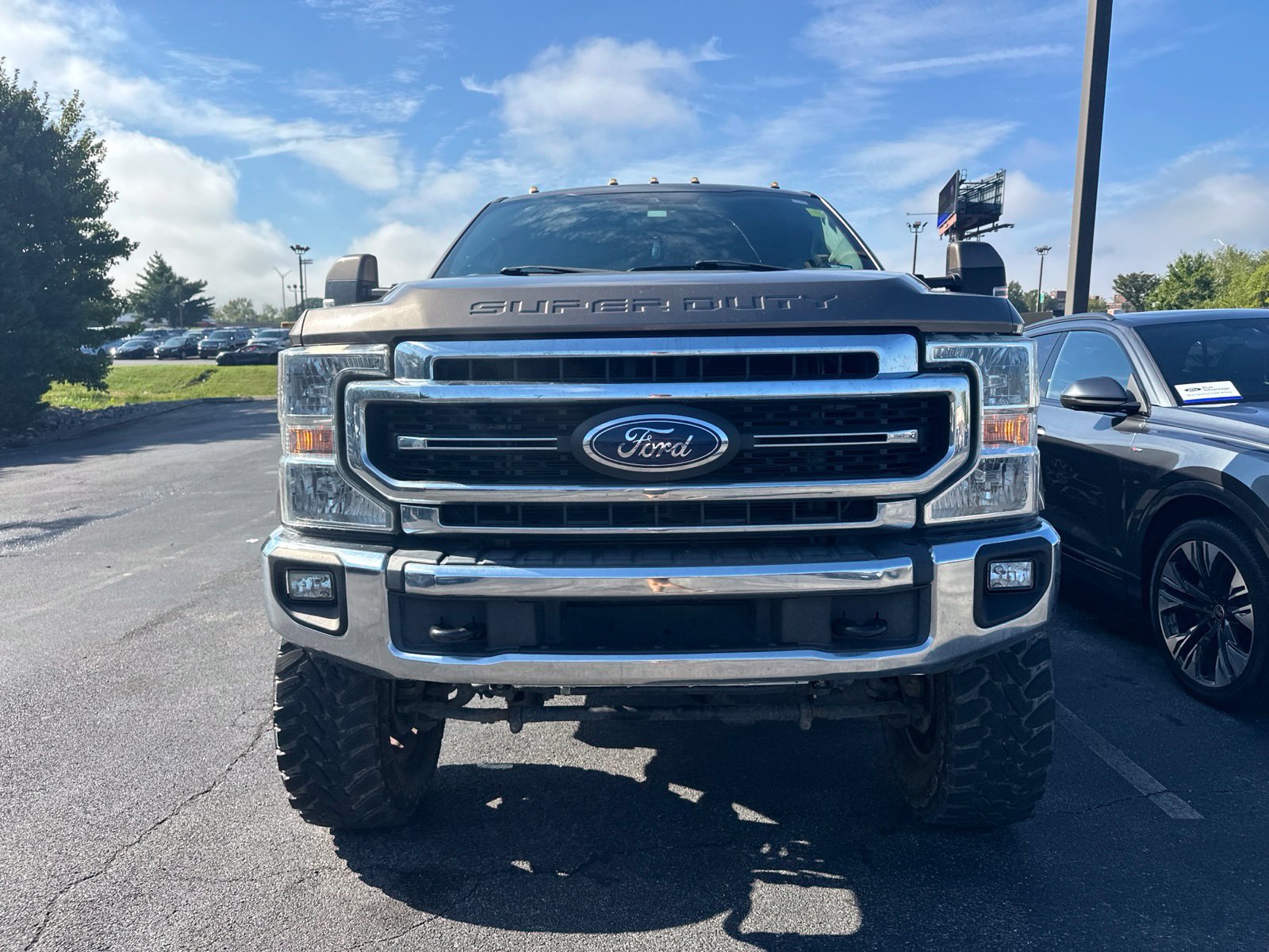 Used 2021 Ford F250 Lariat w/ Lariat Value Package AWD/4WD image 2