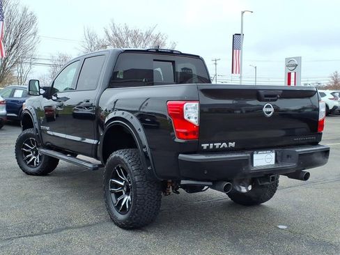 Used 2023 Nissan Titan SV w/ SV Convenience Package AWD/4WD image 5