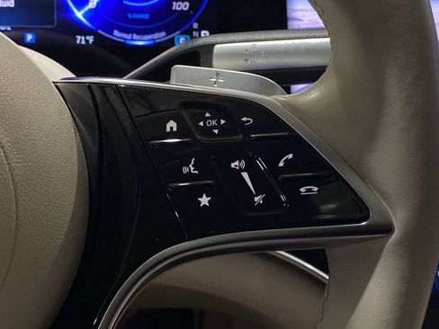 Used 2022 Mercedes-Benz EQS 580 4MATIC Sedan image 12