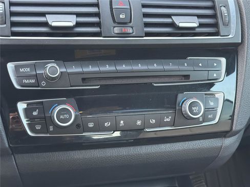 Used 2017 BMW 230i Convertible image 29