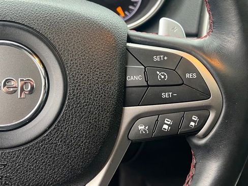 Used 2017 Jeep Grand Cherokee Trailhawk w/ Trailhawk Luxury Group image 22