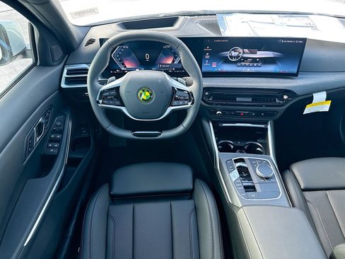 New 2025 BMW 330i Sedan w/ Premium Package image 22