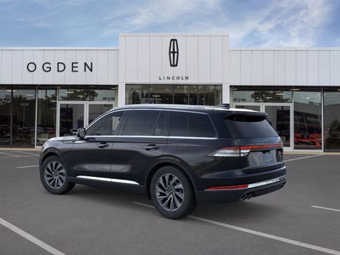 New 2025 Lincoln Aviator AWD image 4