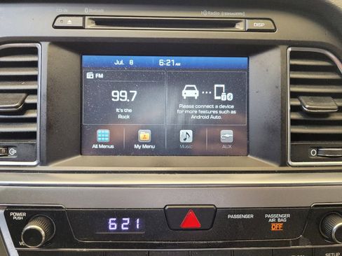 Used 2016 Hyundai Sonata SE FWD image 25