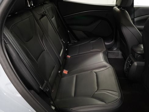 Used 2025 Ford Mustang Mach-E Premium AWD/4WD image 33