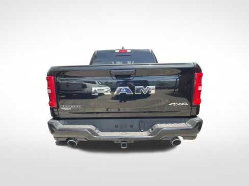 Used 2025 RAM 1500 Big Horn AWD/4WD image 4