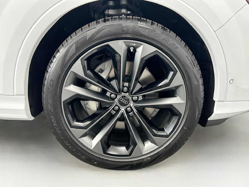 Used 2026 Audi Q7 3.0T Premium Plus AWD/4WD image 33