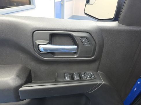 Certified 2023 Chevrolet Silverado 1500 Custom Trail Boss w/ LPO, Dark Essentials Package AWD/4WD image 21
