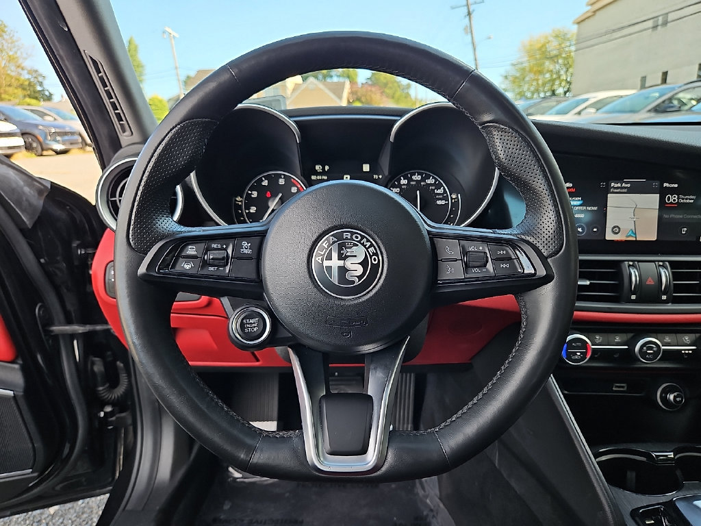 Used 2021 Alfa Romeo Giulia Ti w/ Active Assist 2 Package TI AWD/4WD image 21
