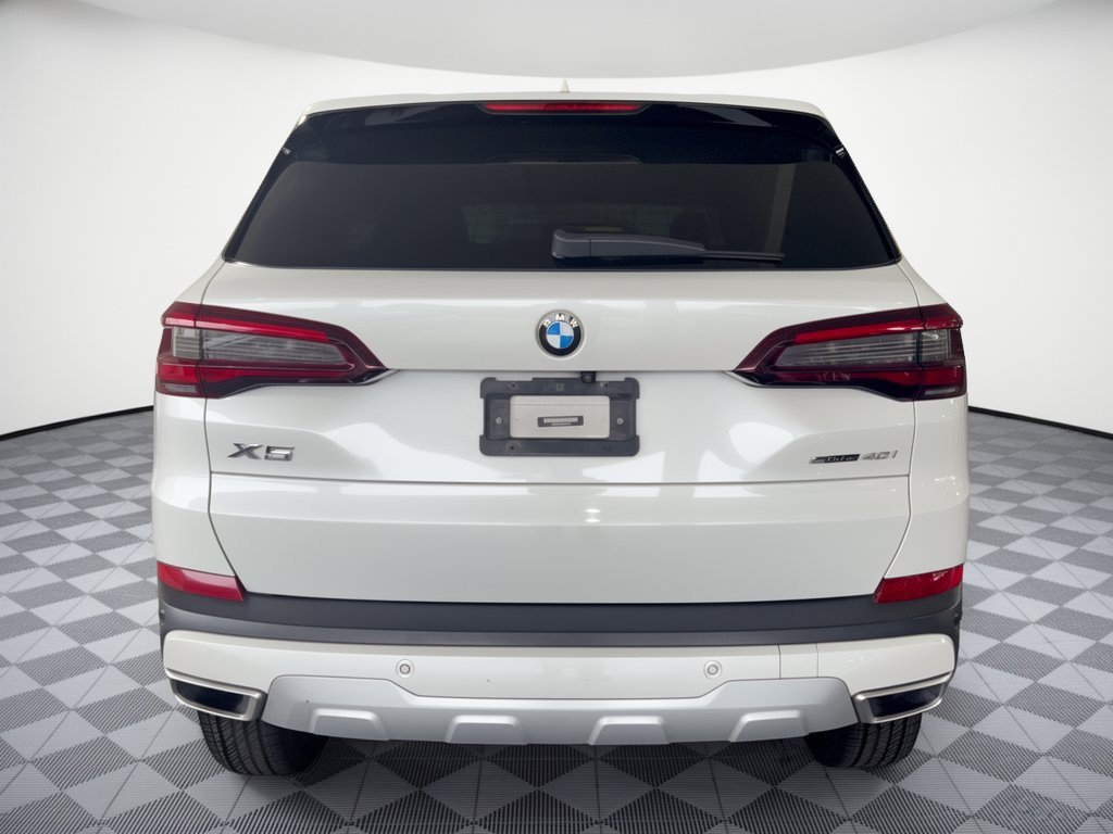 Used 2022 BMW X5 sDrive40i w/ Premium Package RWD image 8
