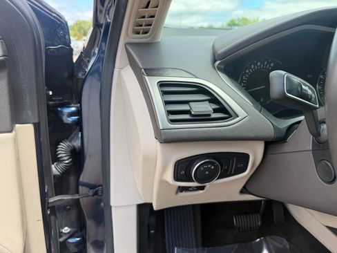 Used 2017 Lincoln MKZ Select FWD image 21