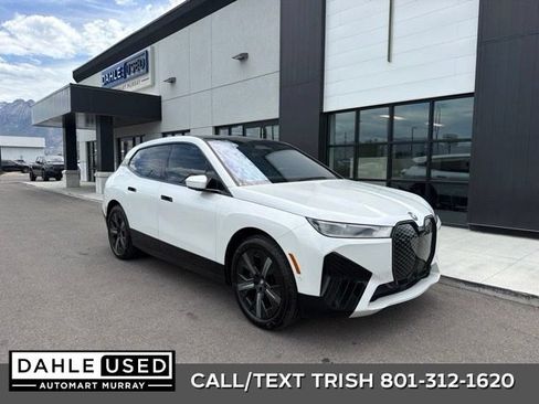 Used 2024 BMW iX xDrive50 w/ Sport Package AWD/4WD image 1