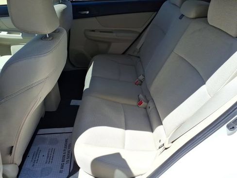 Used 2014 Subaru Crosstrek 2.0i Premium w/ Moonroof Package AWD/4WD image 11