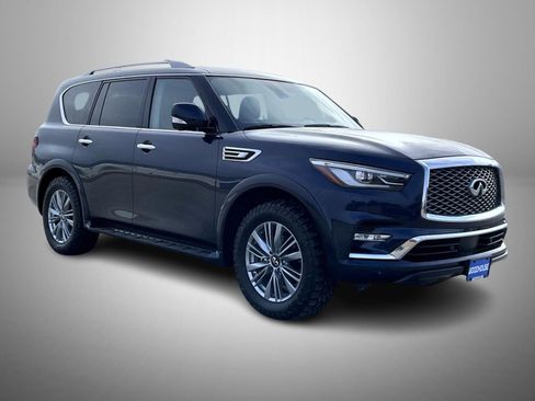 Used 2024 INFINITI QX80 Luxe image 3