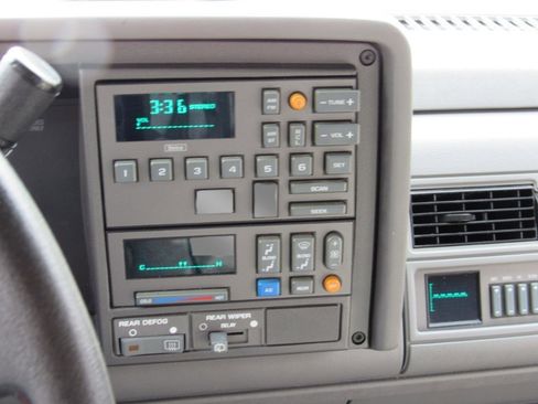 Used 1992 Chevrolet Blazer 4WD image 26