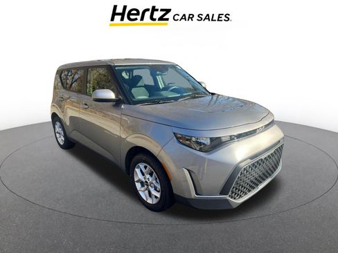 Used 2025 Kia Soul LX w/ LX Technology Package image 1